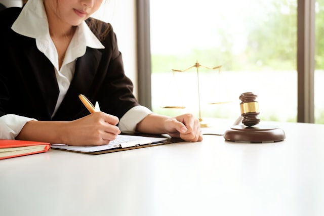personal injury lawyer